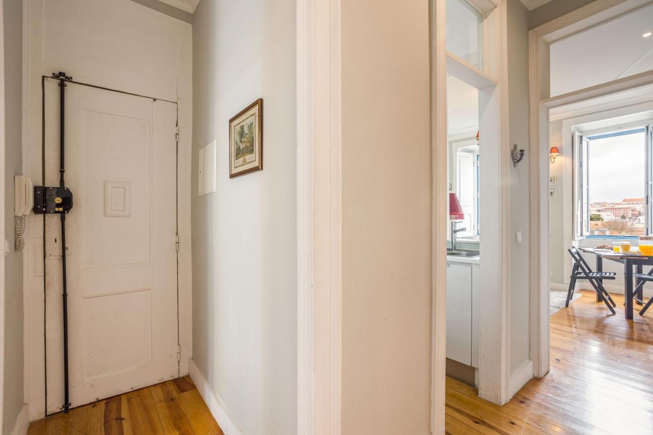 Bright Tailor Made Apartment By The Castle Lisboa Eksteriør billede