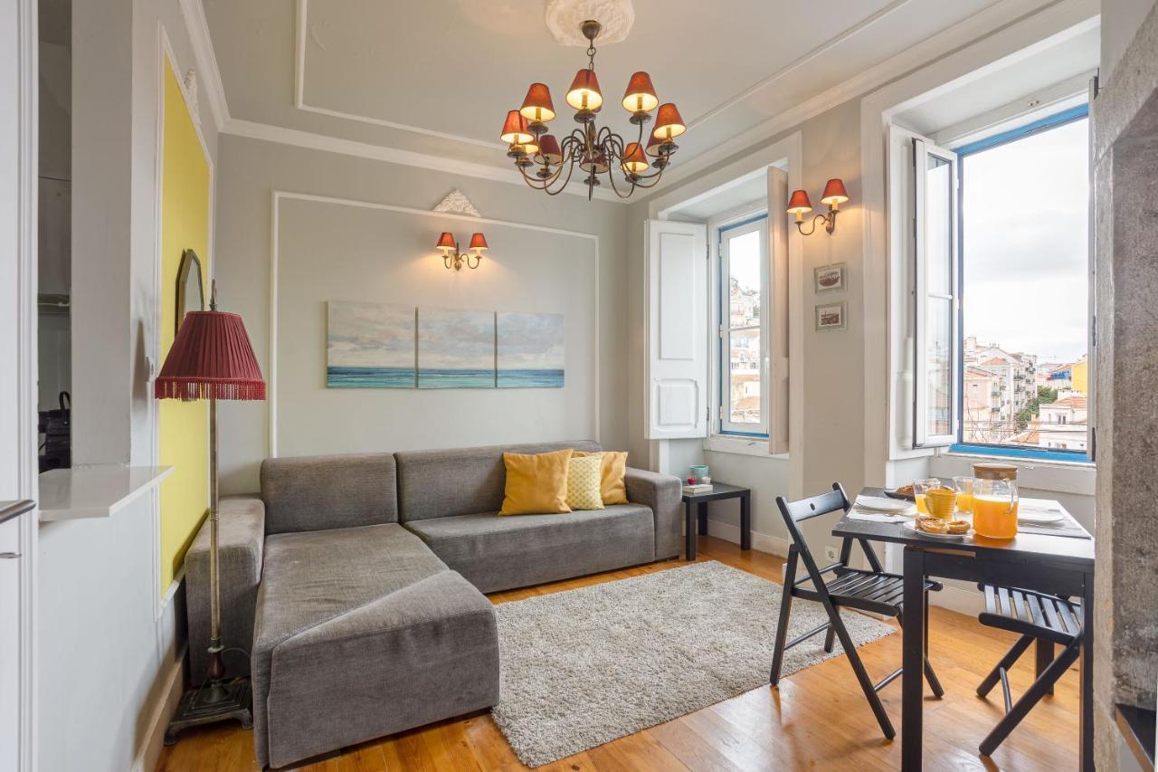 Bright Tailor Made Apartment By The Castle Lisboa Eksteriør billede